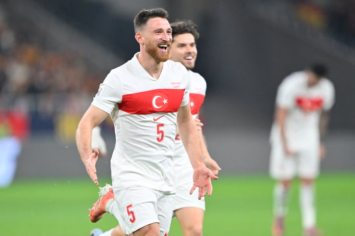 Salih Özcan'dan muhteşem gol