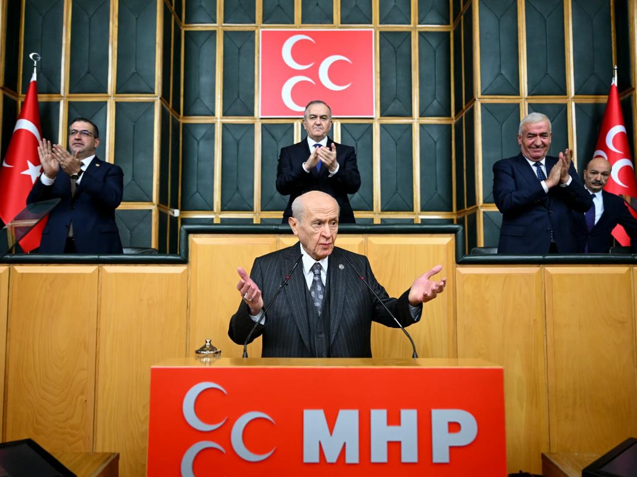 Bahçeli: Gazi Meclis, aciz bir meclis değildir