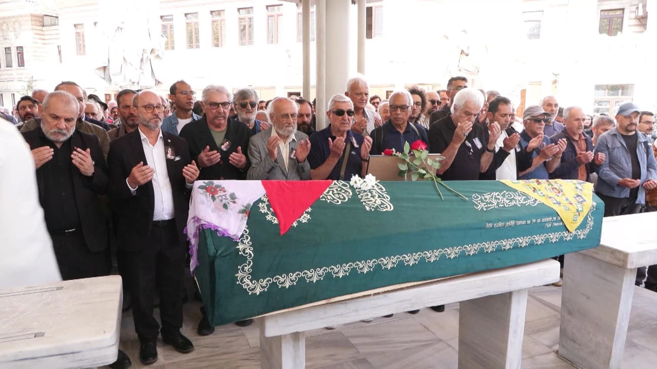 Gülsen Tuncer nerede defnedildi