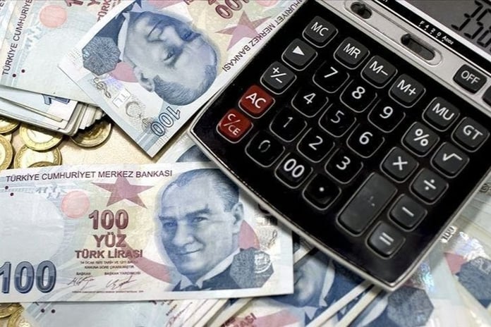 DİSK'ten 2026 asgari ücret talebi: "En az 45 bin TL olmalı"