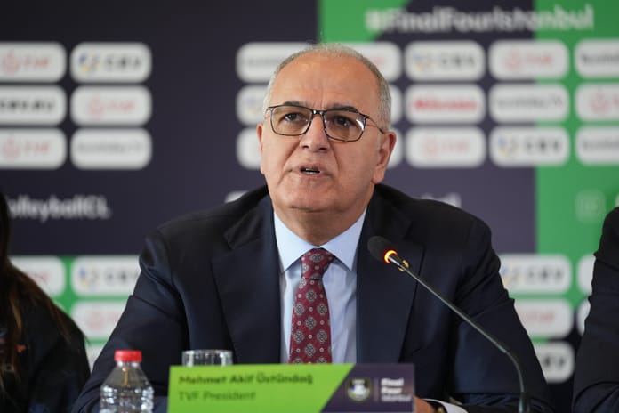 Türkiye Voleybol Federasyonu Başkanı Mehmet Akif Üstündağ: