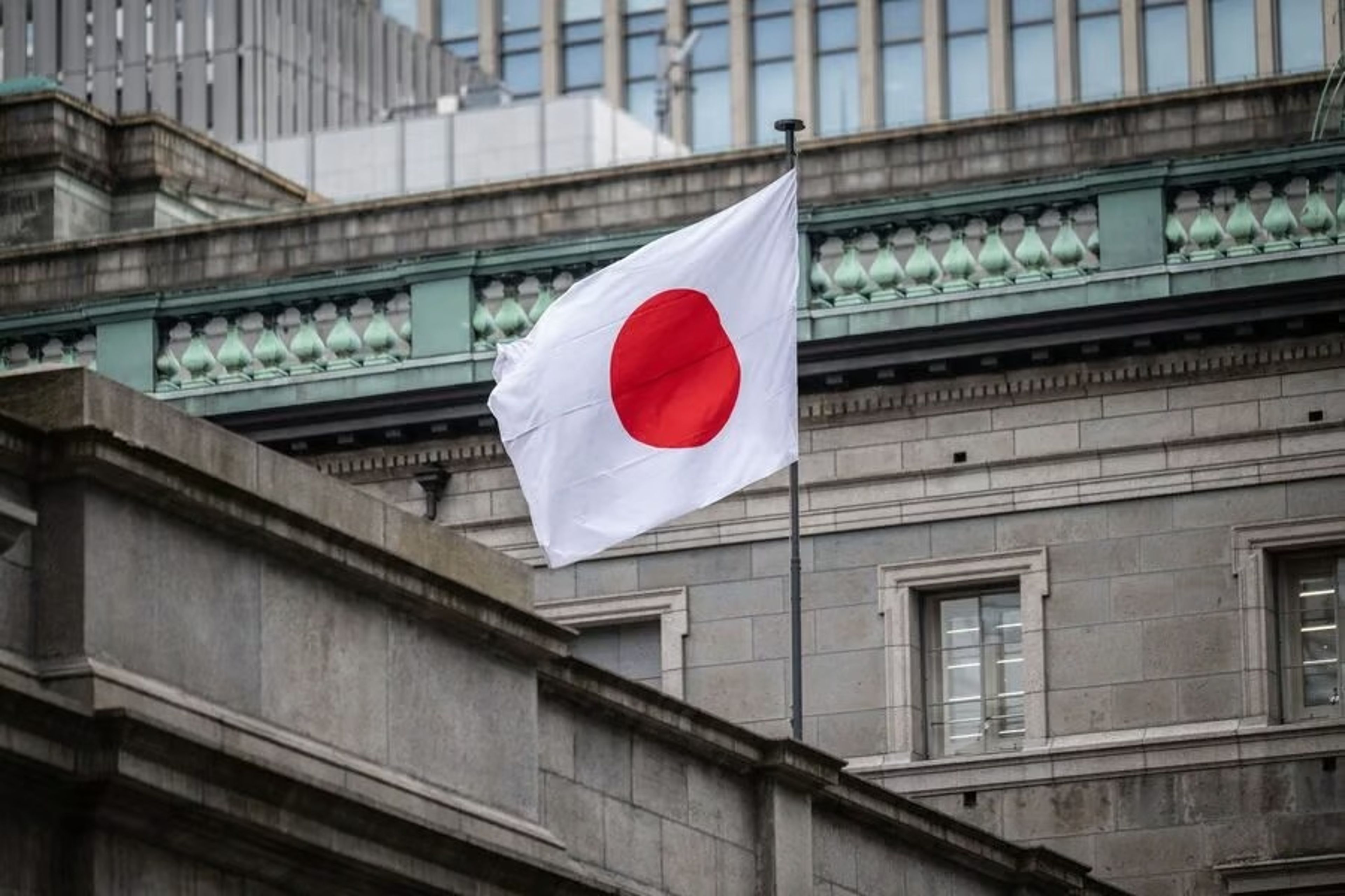 Hürmüz Krizi sonrası Japonya'dan kritik adım: Tokyo petrol rezervlerini kullanıma açtı
