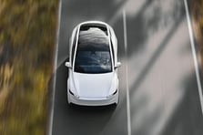 Tesla Model Y standart fiyatı ne kadar? Tesla model Y Standart menzili kaç KM, bagajı kaç LT?