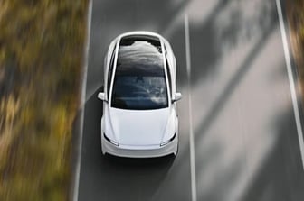 Tesla Model Y standart fiyatı ne kadar?