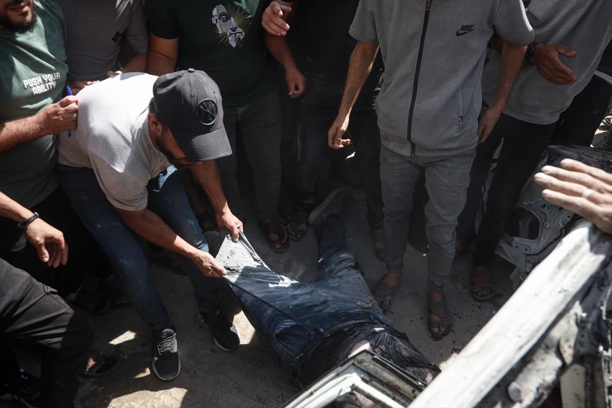 İsrail Gazze'de ateşkesi yine ihlal etti: 1 ölü