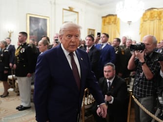 Trump Presses Arms Contractors for Production Surge
