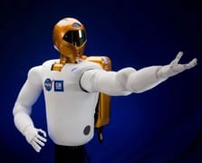 Elon Musk'ın robotu Mars’ta sınıfta mı kalacak?