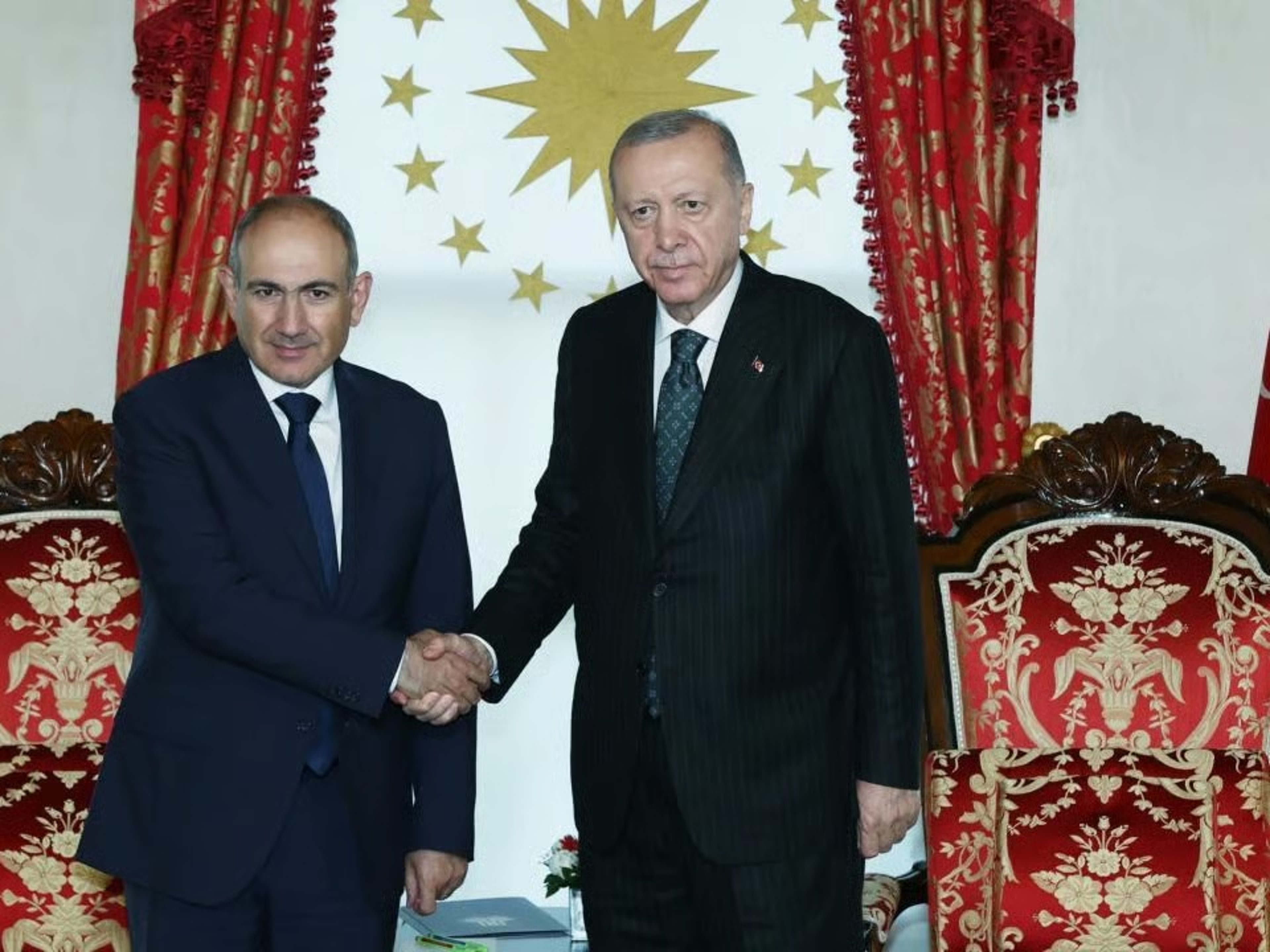 Seçimi açık ara kazanan Paşinyan'dan önemli mesaj