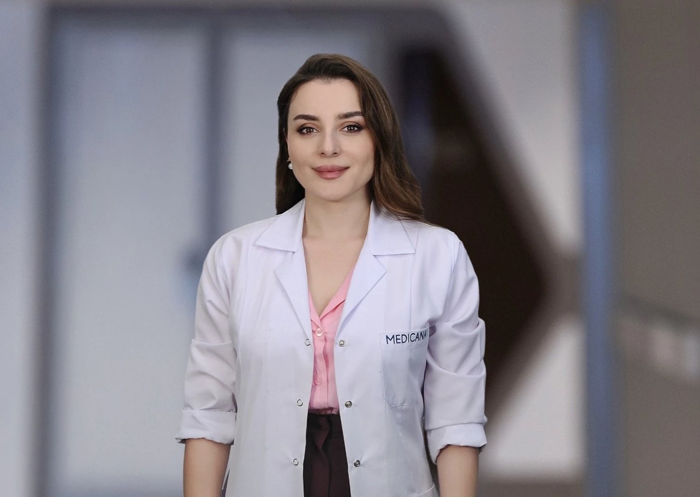 Kadın Doğum Uzmanı Op Dr Zarnigar Gadirli