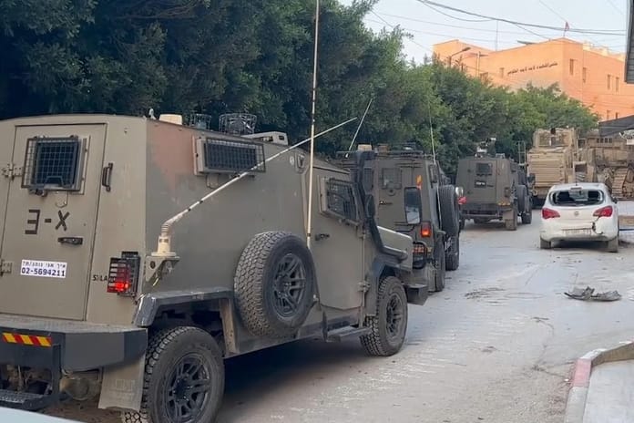 İsrail güçleri Filistinli Bakan'ı gözaltına alıp serbest bıraktı