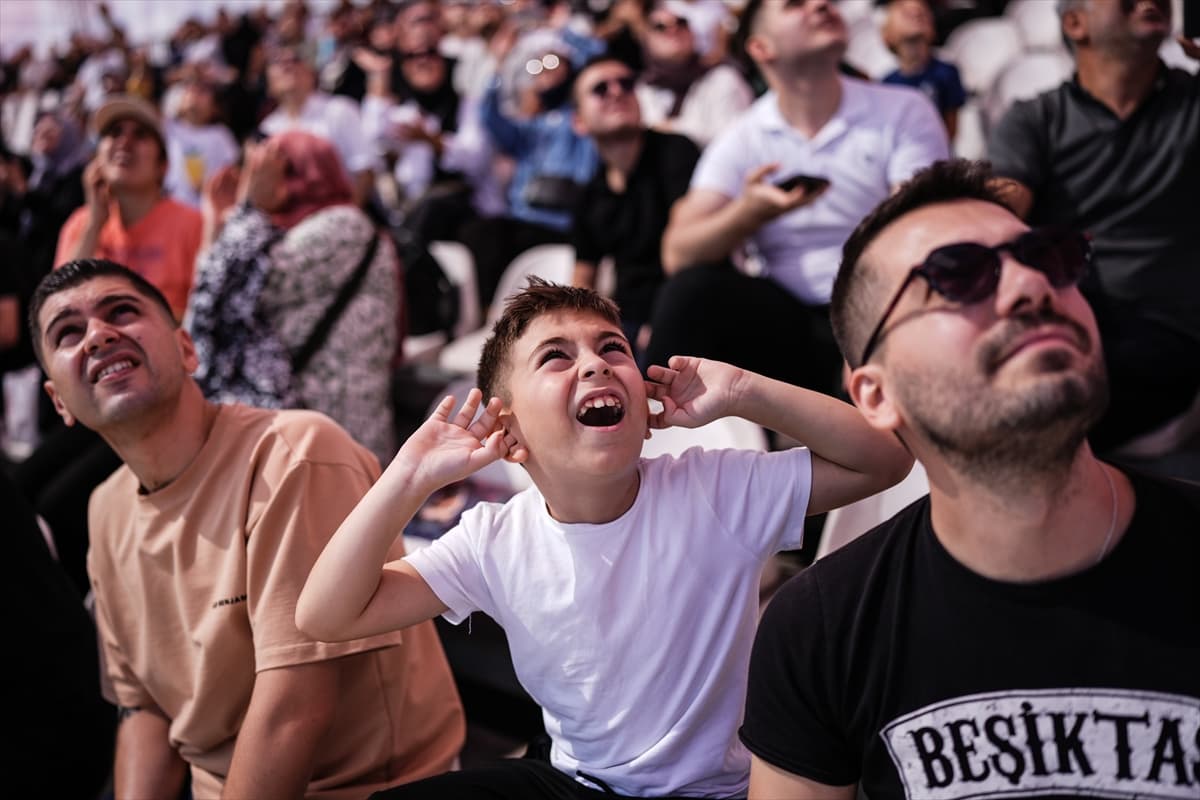 TEKNOFEST İstanbul 3. gününde: Katılımcıların yoğun ilgisi
