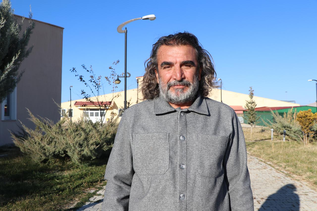 Bitkin halde bulunan vaşak tedavi altına alındı