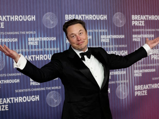 Elon Musk Trump'ı Epstein dosyasını yayınlamaya çağırdı