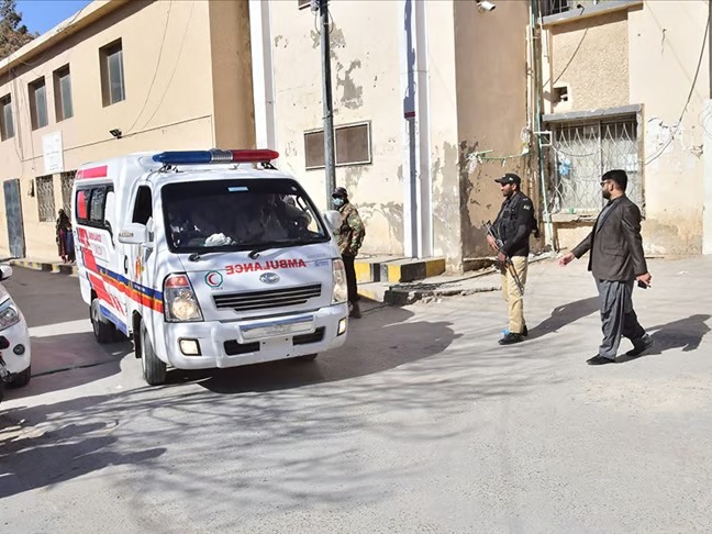 Keşmir'de silahlı çatışma çıktı