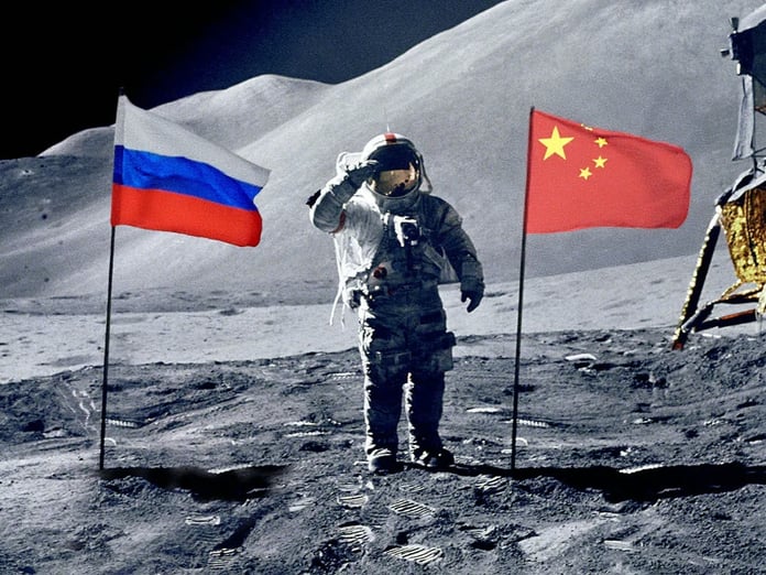 Rusya Çin ile birlikte Ay'da enerji santrali kurmayı planlıyor