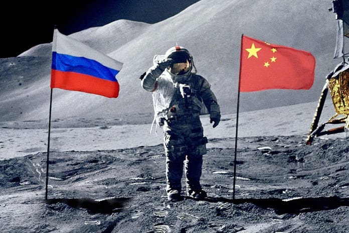 Rusya Çin ile birlikte Ay'da enerji santrali kurmayı planlıyor