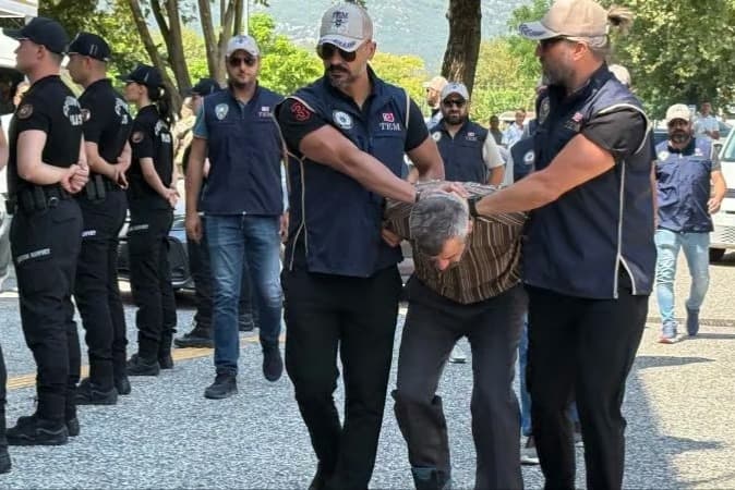 10 yıllık firar bitti: FETÖ'CÜ suikastçı yakalandı