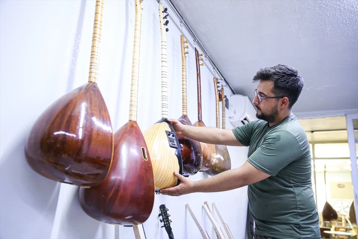 Yeni çıraklar yetiştirerek geleneği geleceğe taşımak