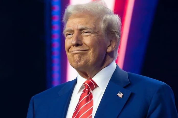 Trump'tan dolar çıkışı: İstersem yoyo gibi aşağı yukarı oynatabilirim