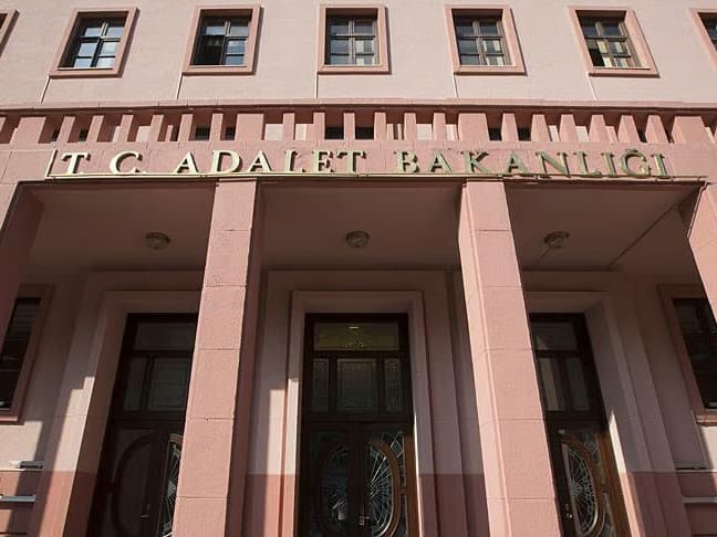 Adalet Bakanlığı 5bin personel alacak