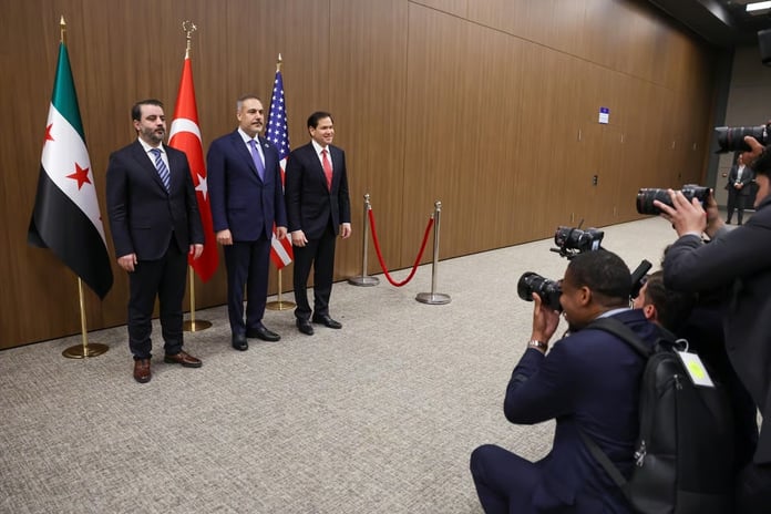 Türkiye-ABD-Suriye Dışişleri Bakanları Antalya'da görüştü