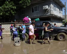 Meksika'da tropik fırtınaların tetiklediği sellerde can kaybı 72'ye yükseldi