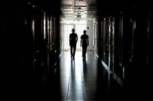 Çocuk tetikçilere karşı sert önlemler geliyor: Cezalar katlanacak 