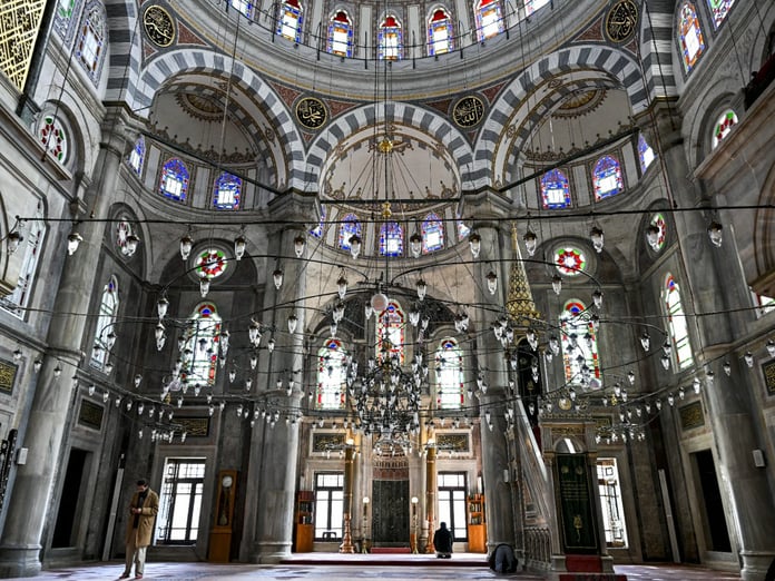 Diyanet imsakiyesi İstanbul iftar-imsak saati | 15 Mart bugün İstanbul'da iftar saat kaçta, oruç ne zaman açılacak?