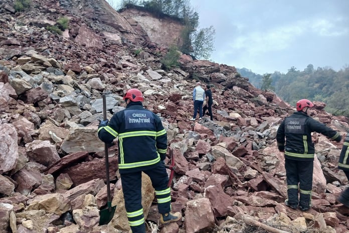 Ordu’da taş ocağında göçük: 2 kişi enkaz altında