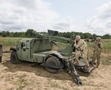 AM General, Kosova’ya Hawkeye obüs sistemleri sattı