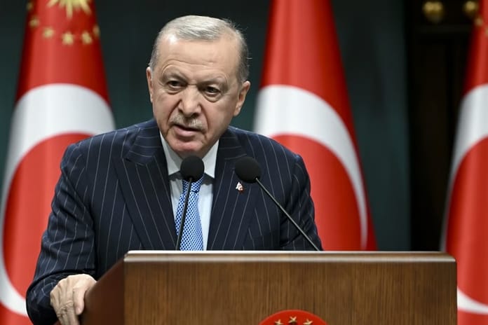 Cumhurbaşkanı Erdoğan'dan YPG açıklaması: Halep'ten temizlenmesi Suriye için önemli bir kazanım