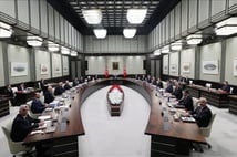 Cumhurbaşkanlığı Kabinesi kritik bölgesel çatışmalar gündemiyle toplanıyor