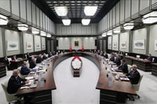 Cumhurbaşkanlığı Kabinesi kritik bölgesel çatışmalar gündemiyle toplanıyor