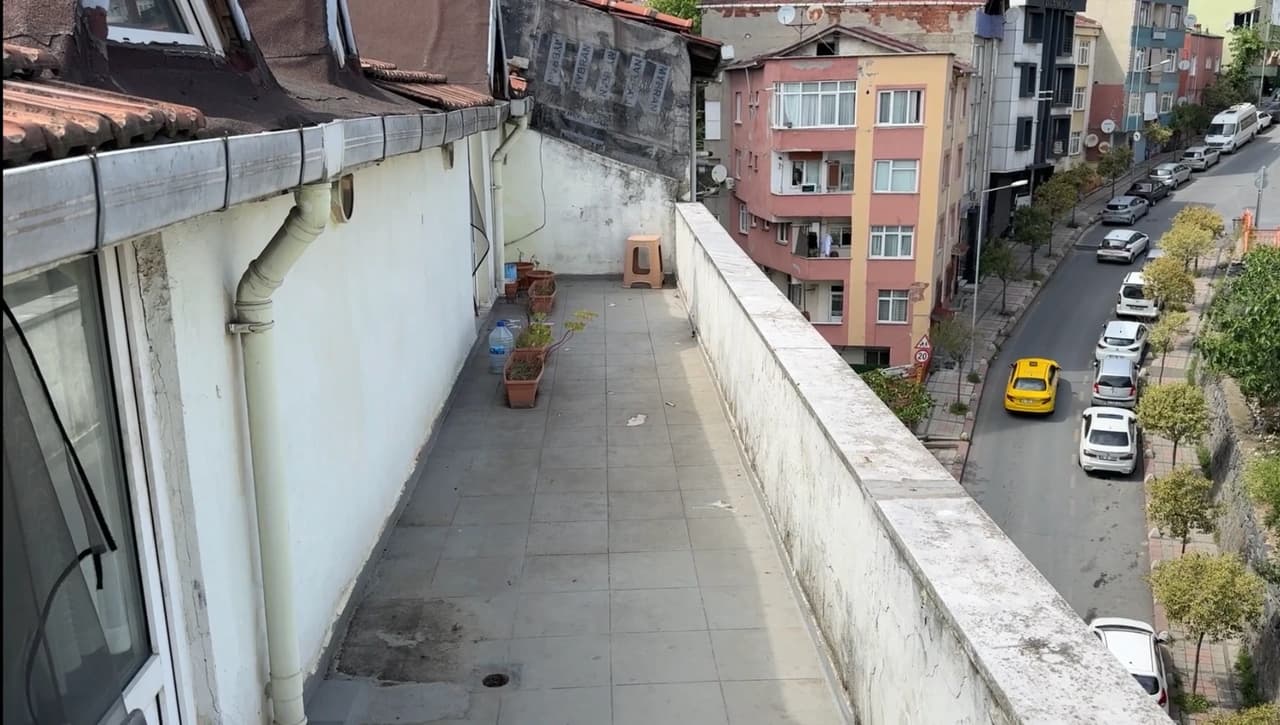 Nöroloji doktoru Alime Özge K