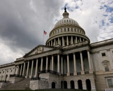 ABD'de hükümet krizi çözüldü: Senato geçici bütçeyi onayladı