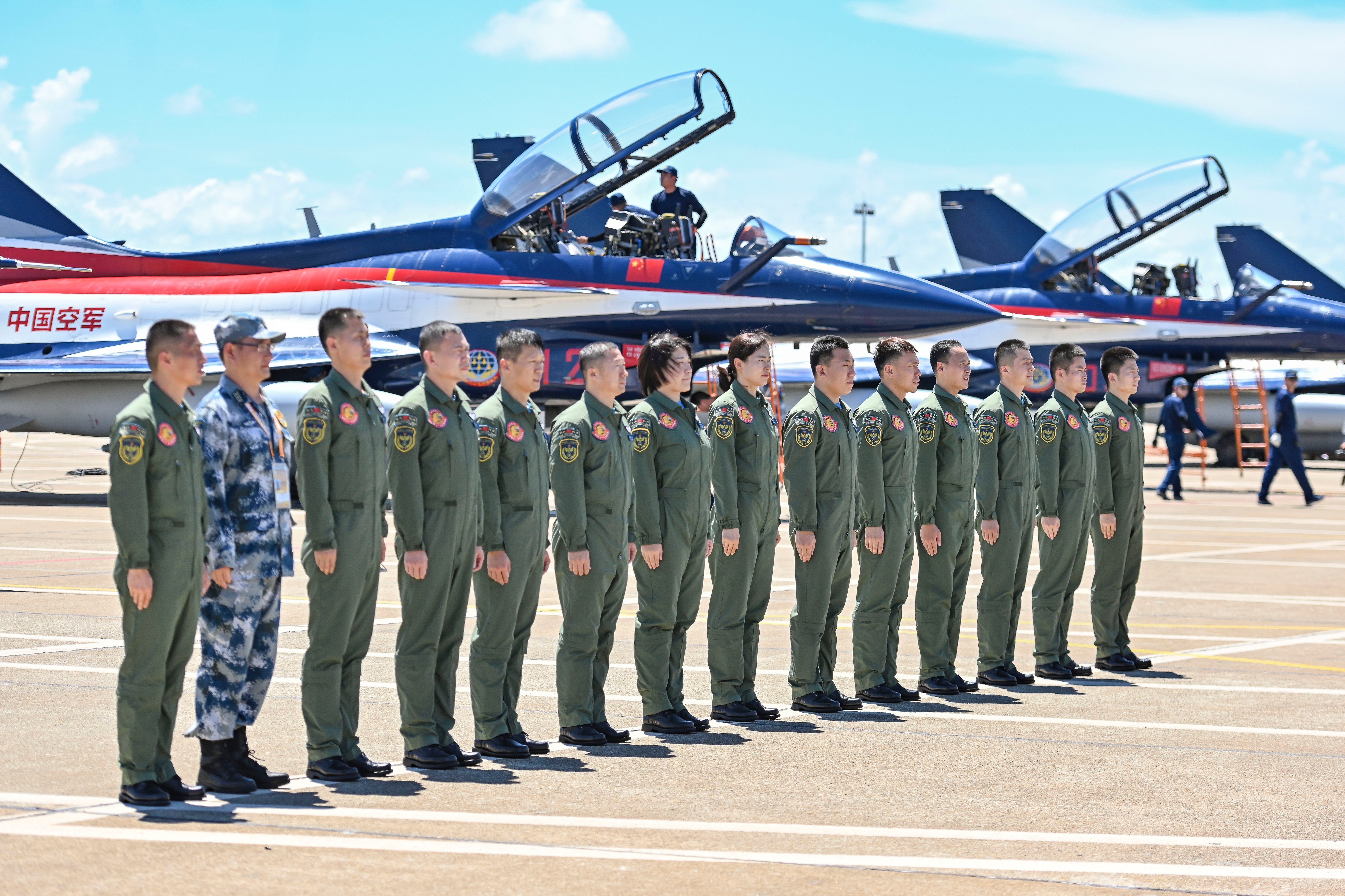 Ex-RAF Pilots Paid to Train Chinese Military in Dogfighting