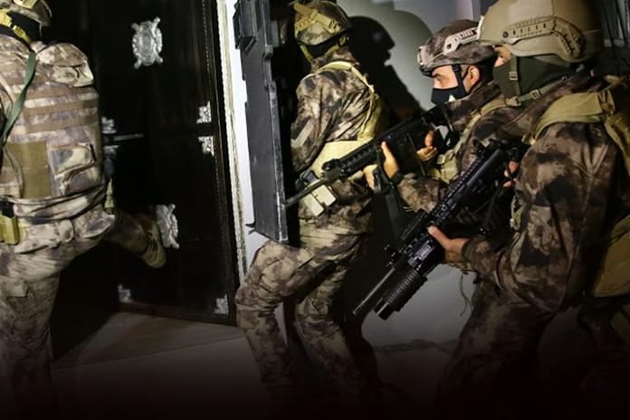 Ülke genelinde zehir tacirlerine ağır darbe: 67 ilde dev uyuşturucu operasyonu
