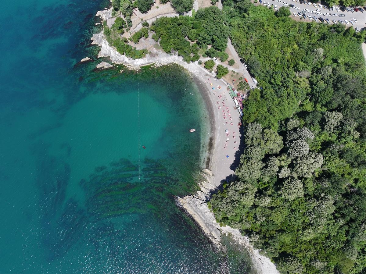 Düzce'nin turizm kenti Akçakoca'ya "mavi bayrak" tekrar kazandırıldı