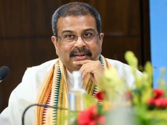 Win for the Cockroaches: India's Education Minister Resigns
