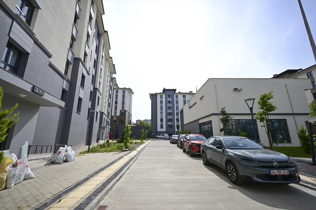 "Kiralık Sosyal Konut Projesi"nde İstanbul'daki örnek daireler tanıtıldı