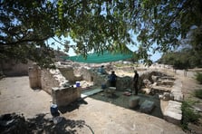 Alexandria Troas Antik Kenti'nde odeon ve çarşı gün yüzüne çıkarılıyor