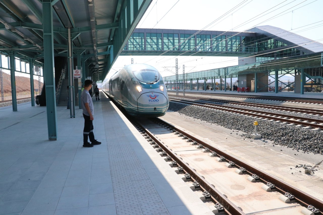 10 bin kişilik tren kapasite artışı