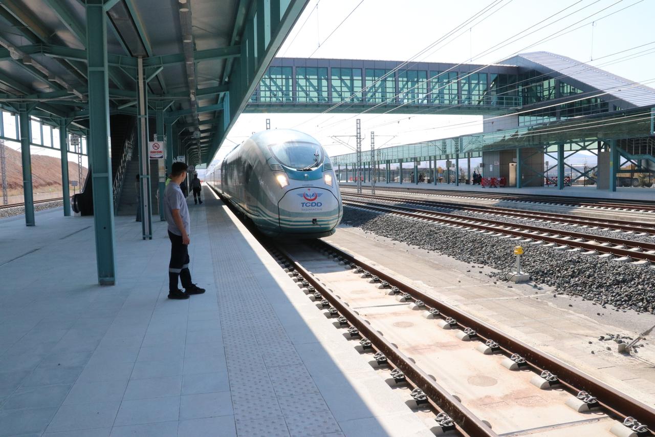 Kurban Bayramı'nda tren kapasitesinde büyük artış