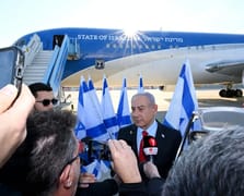 İsrail Başbakanı Binyamin Netanyahu'nun uçağı önlem olarak Girit'e götürüldü