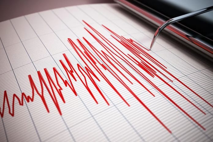 Muğla Datça'da 5.0 büyüklüğünde deprem oldu