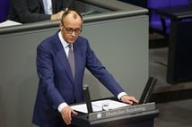 Merz Trump'a meydan okudu: Avrupa gümrük vergisi tehditlerine boyun eğmez