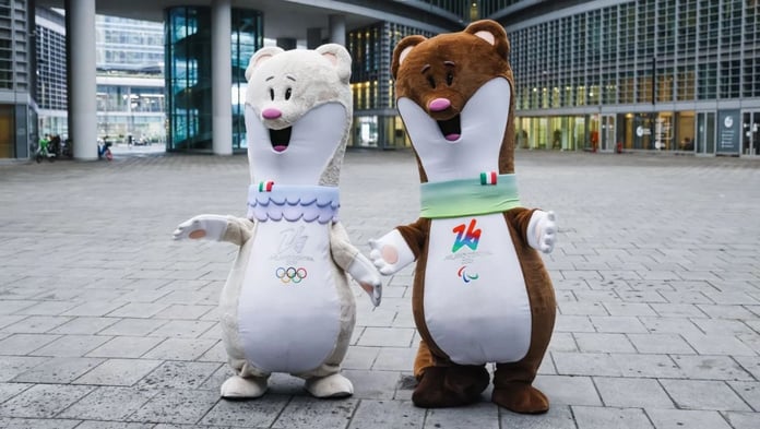 Maskotlar Tina ve Milo görev başında