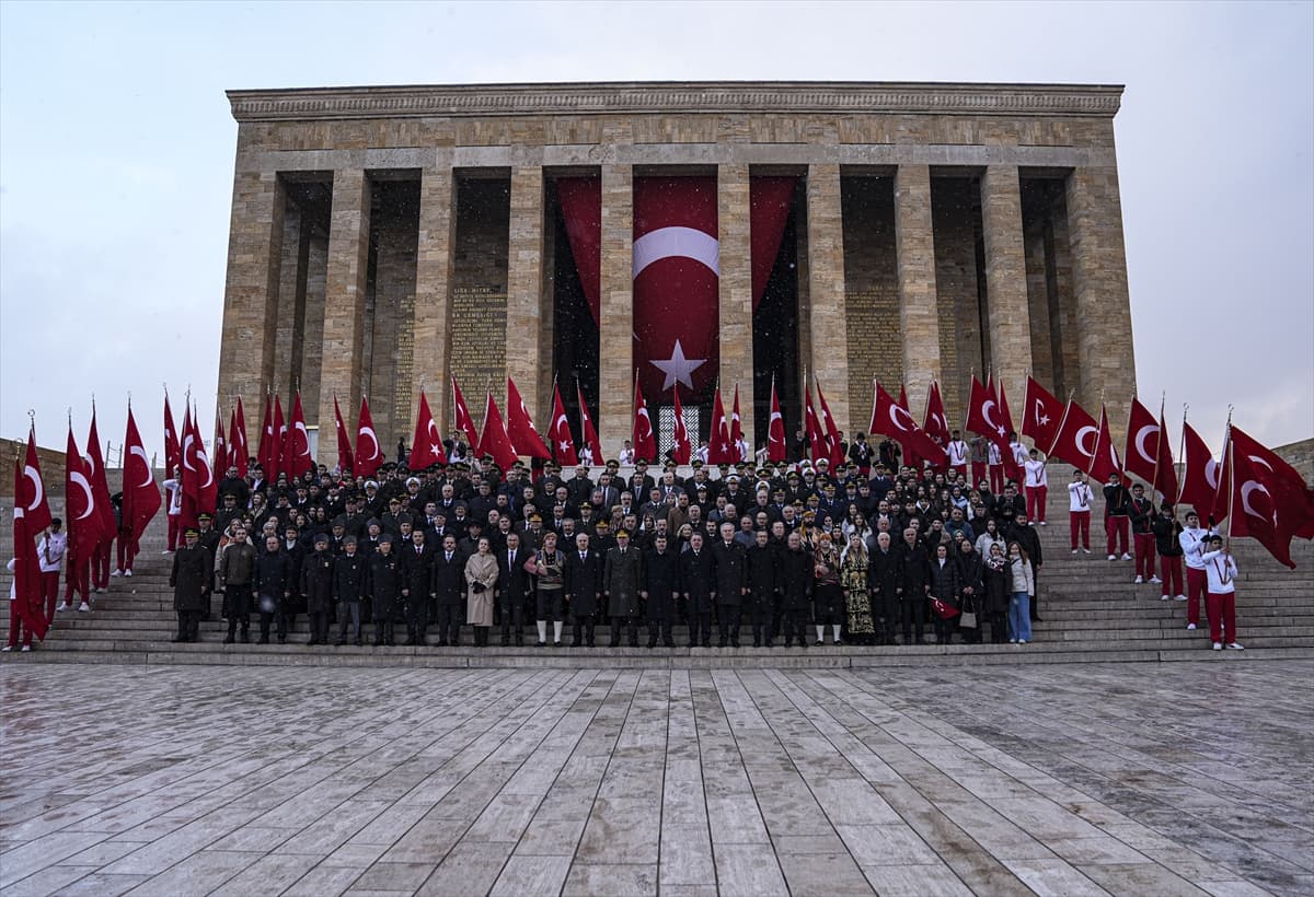 Atatürk’ün Ankara’ya gelişinin 106. yılı Anıtkabir’de anıldı
