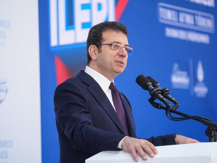 İmamoğlu’nun diplomasında adrese teslim yatay geçiş