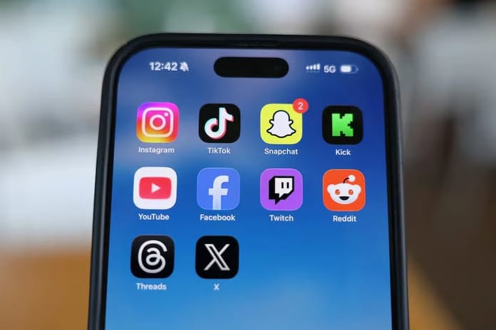 Protestoların devam ettiği Gabon'da sosyal medya kapatıldı